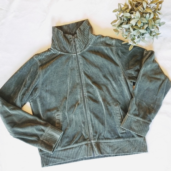 New York Laundry Tops - Green velour zip up jacket